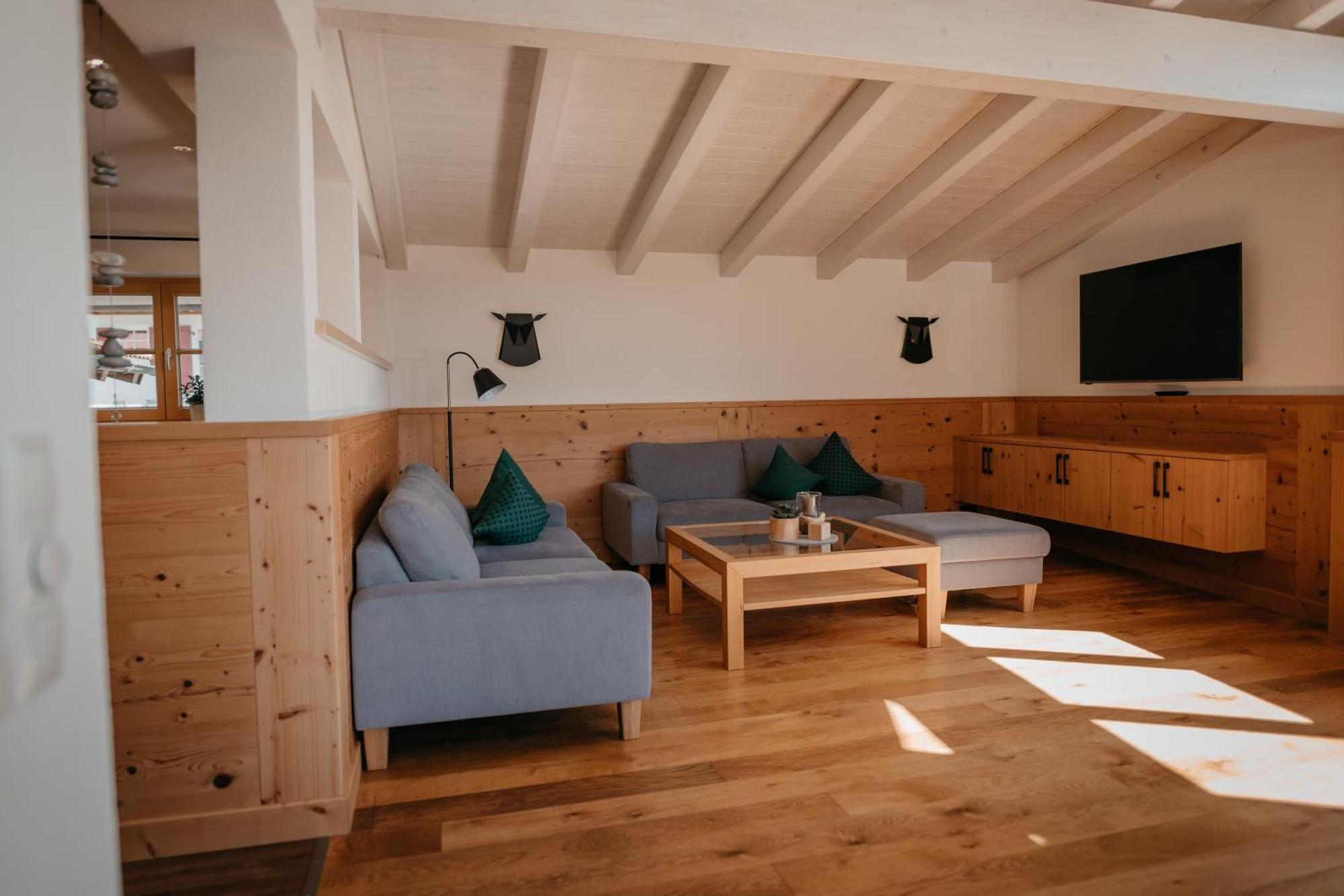 Landhaus Mucha - Ferienwohnungen - Naturpark Partner โบลสเตอร์แลง ภายนอก รูปภาพ